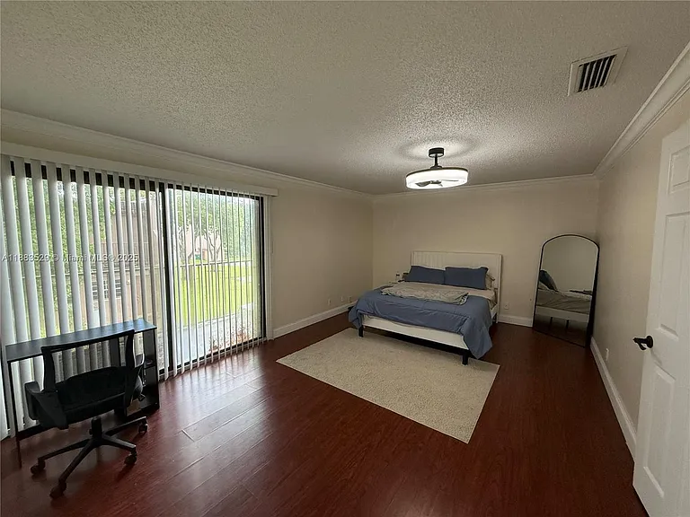 27 Laredo Pl #6-3 — Photo 5