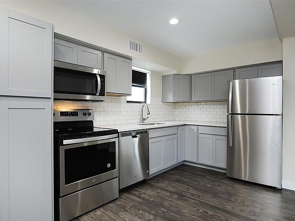 4th image of 5504 La Branch St APT 14