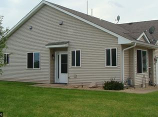 980 S Rush Landing Ct, Rush City, MN 55069