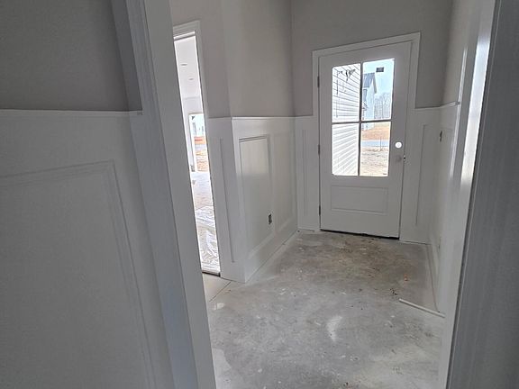5th image of 1521 Eastbay Dr