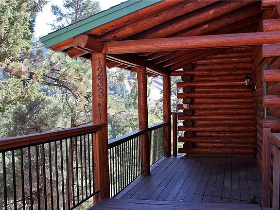 3rd image of 1233 Siskiyou Dr