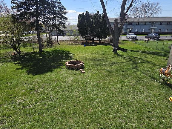 2nd image of 307 Stone STREET