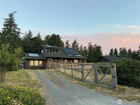 41 Mountain View, Orcas Island, WA 98245