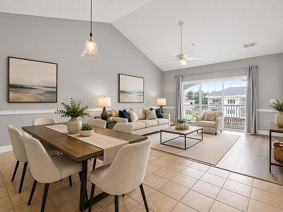 4th image of 4860 Carnation Circle #302