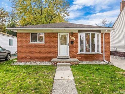 393 W Hudson Ave, Madison Heights, MI, 48071