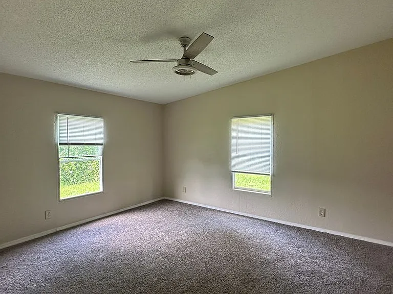 1200 Gwinn Ln — Photo 17