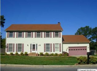 1025 Way Thru The Woods SW, Decatur, AL 35603