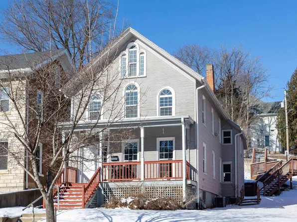 517 Loras Blvd, Dubuque, IA 52001