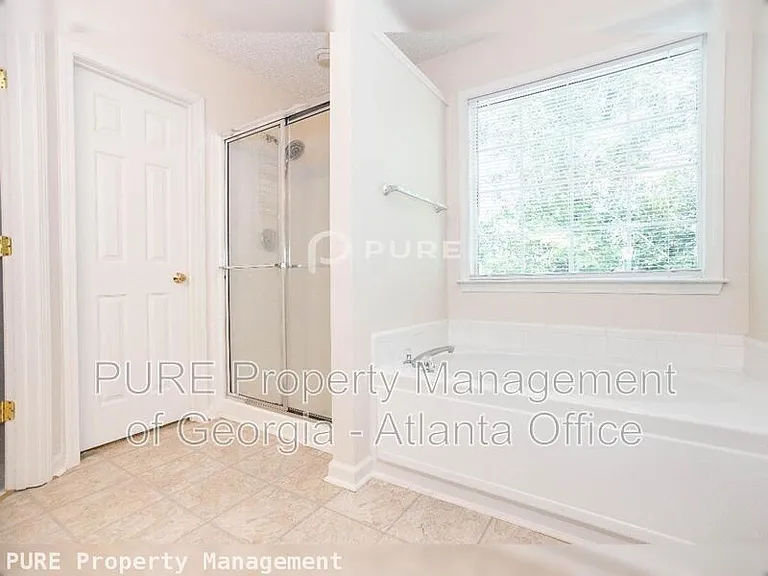 3468 Chastain Glen Ln NE — Photo 18