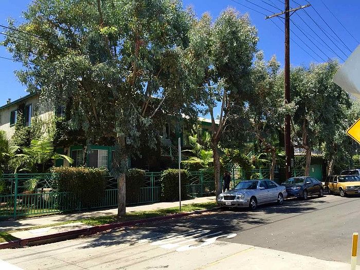 1st image of 7201 Willoughby Ave