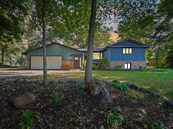 1701 W River St, Monticello, MN 55362