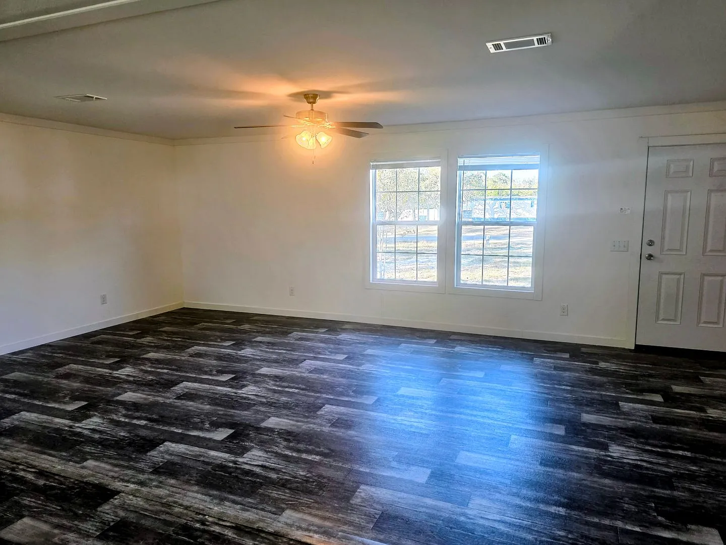 New Build Rent $ 1,700 — Photo 3