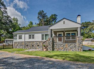 826 E Main St, Seagrove, NC 27341