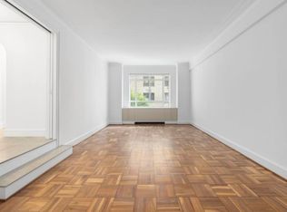 25 Central Park W APT 3U, New York, NY 10023