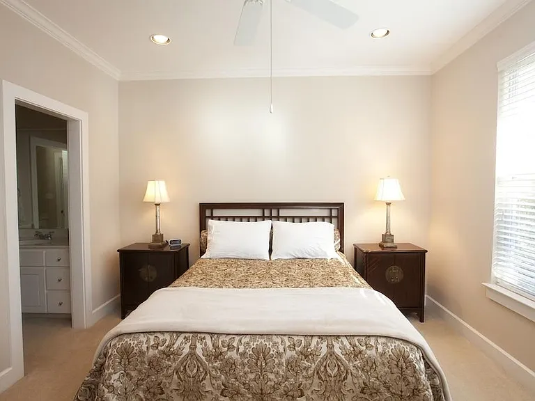 701 Pressler St — Photo 17