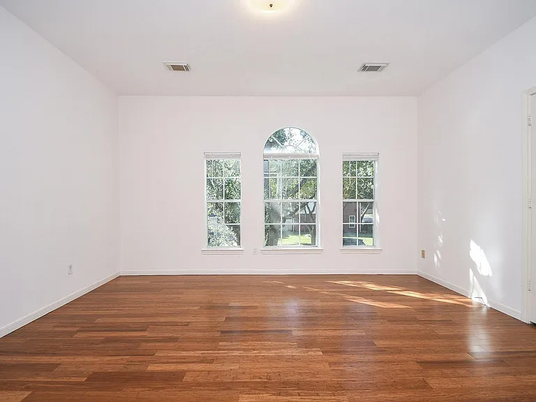4323 Magnolia Ln — Photo 41