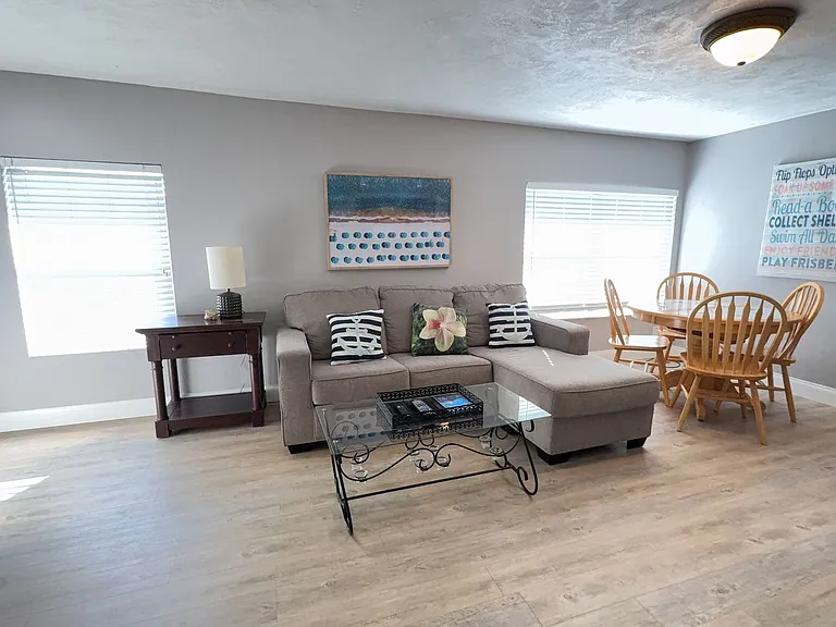 108 5th St S #4D — Photo 6