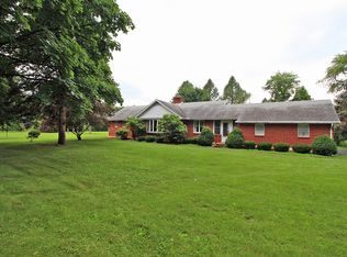 833 Sherers Hill Rd, Riegelsville, PA 18077