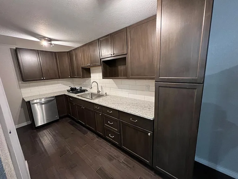 8962 Birch Run Dr — Photo 23