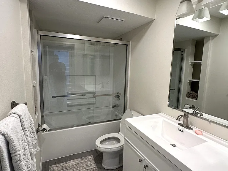 102 Herring St — Photo 12