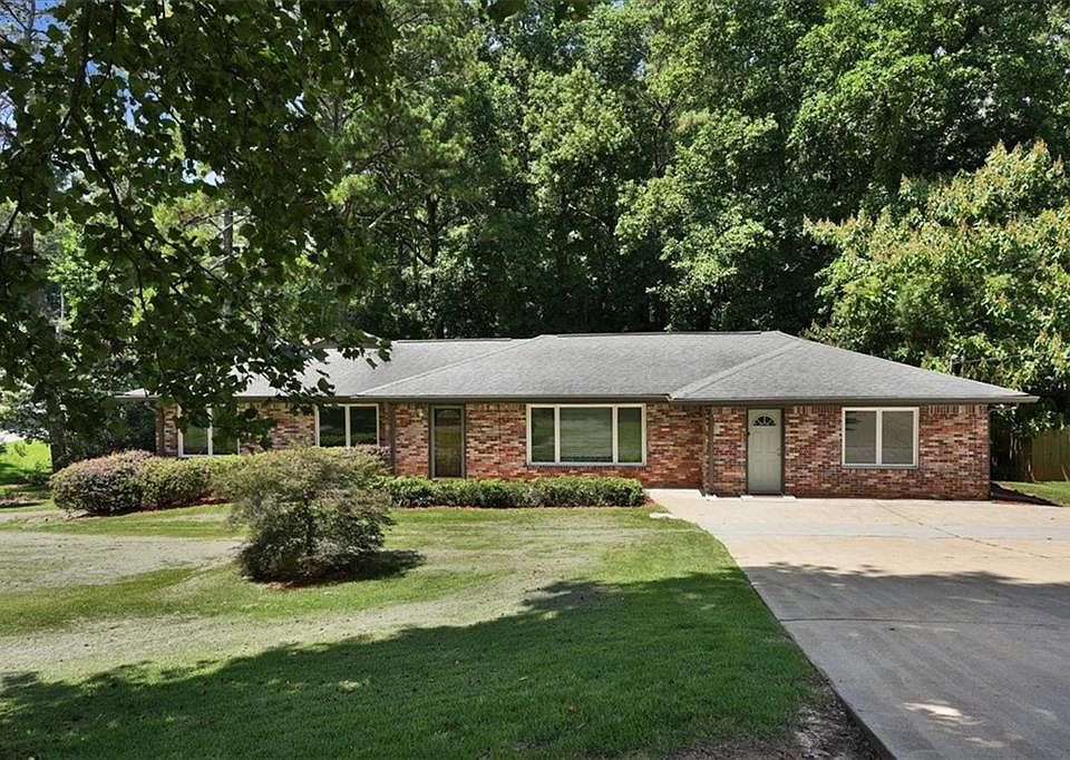 1st image of 661 Old Norcross Tucker Rd