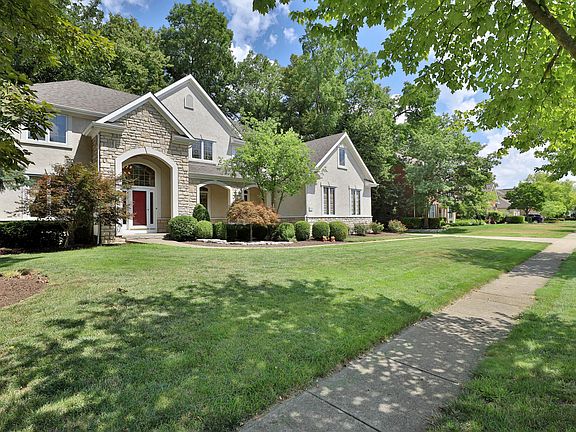 2nd image of 6008 Heritage Lakes Dr