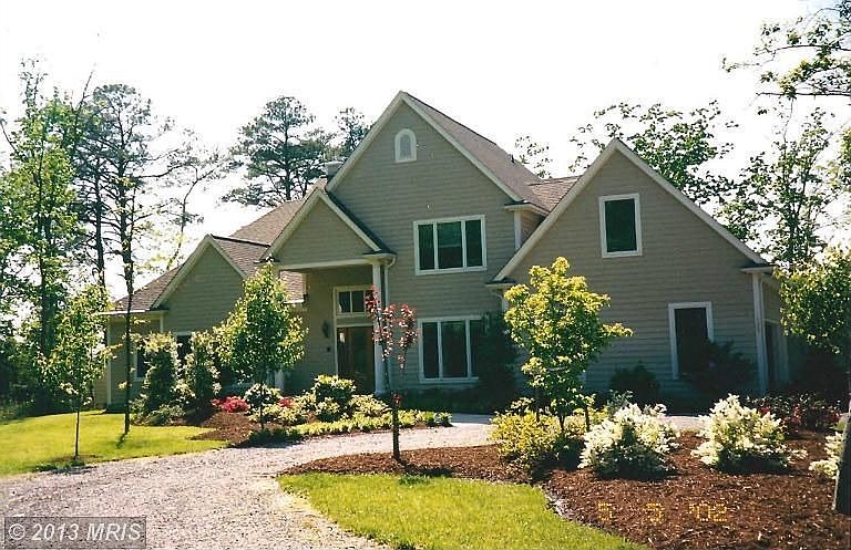 1st image of 128 Tanners Point Dr
