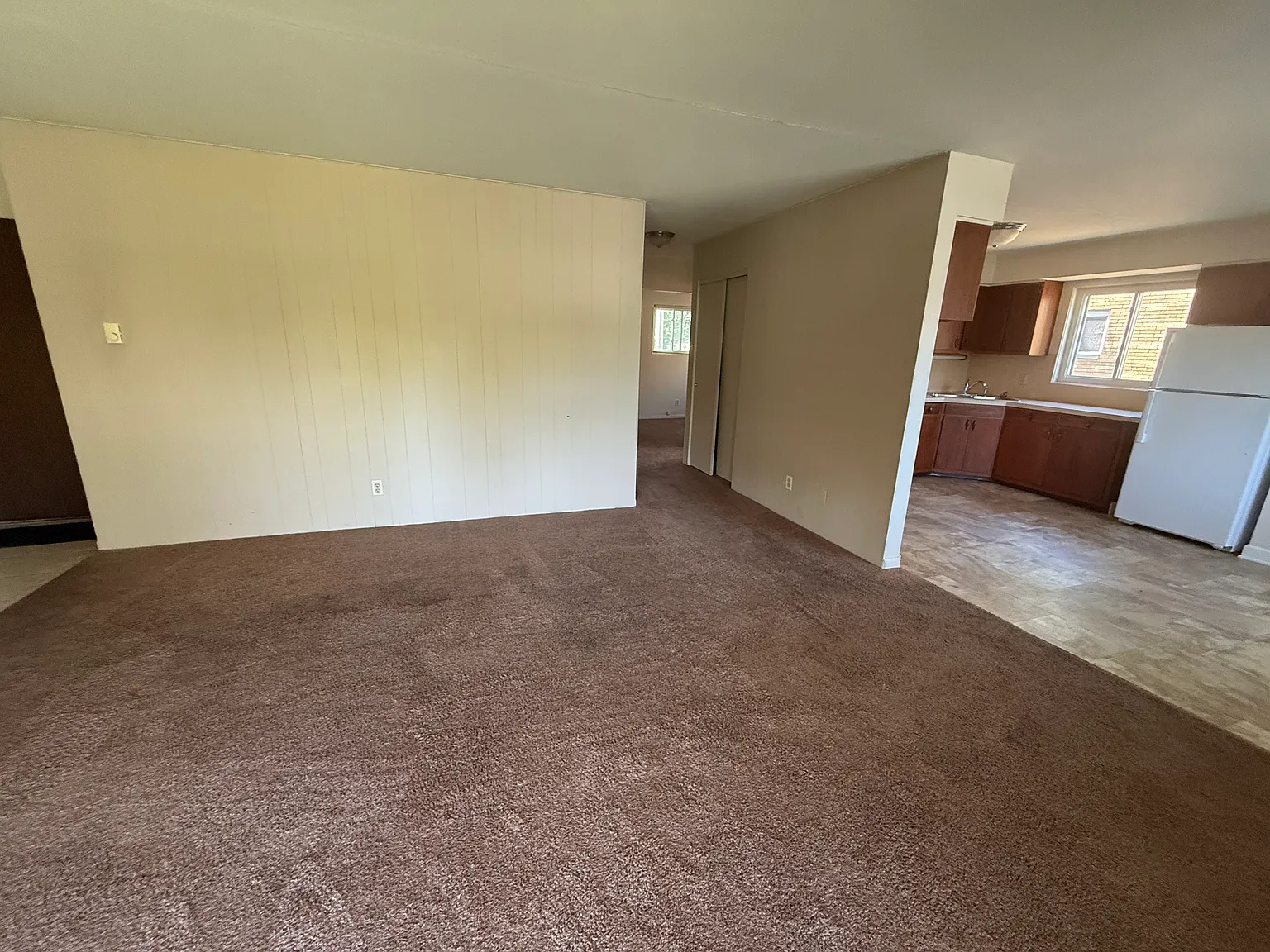 2 bed, 875 sqft, $1,025 — Photo 4