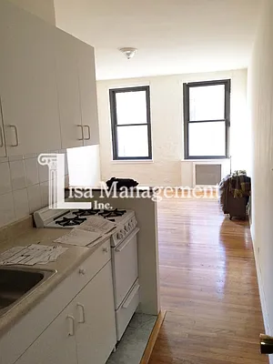 Rented by Lisa Management | media 5