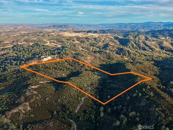 13 Bryson Hesperia Rd, Bradley, CA 93426