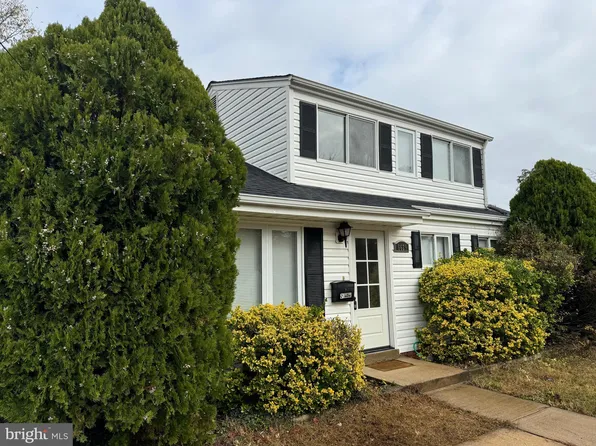 6629 Dorset Dr, Alexandria, VA 22310