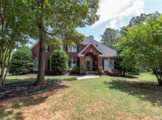 1236 Millwright Ln, Matthews, NC 28104