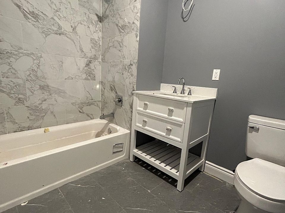 2nd image of 164 Atlantic St #1G