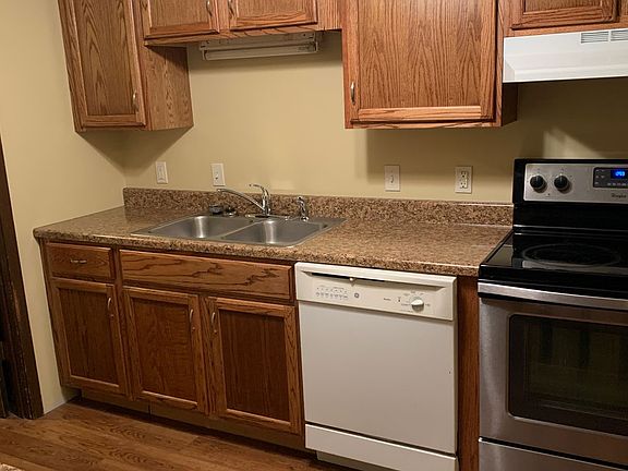4th image of 501 Columbia Dr APT G