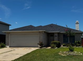 3116 Teodoro Dr, Grand Prairie, TX 75052
