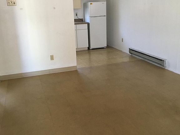 3rd image of 1323 N 1st Ave