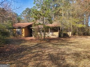 110 Huntington Ct, Fayetteville, GA 30214