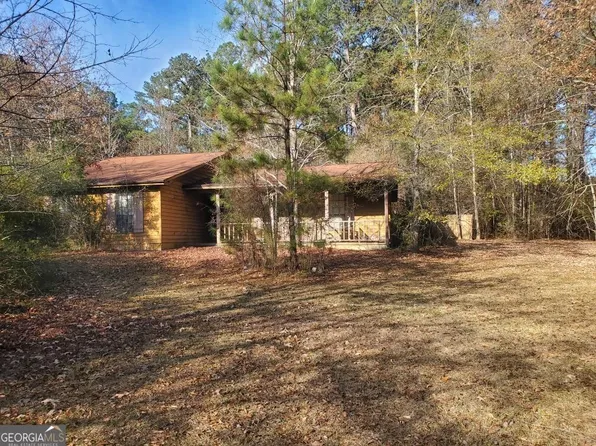 110 Huntington Ct, Fayetteville, GA 30214