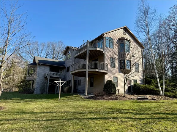 15 Lisa Ln, Ithaca, NY 14850