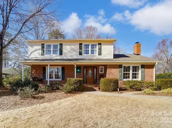 1300 Old Farm Rd, Charlotte, NC 28226