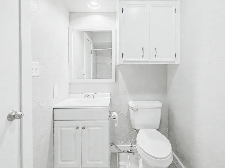 41 Cypress Fairway Vlg — Photo 13