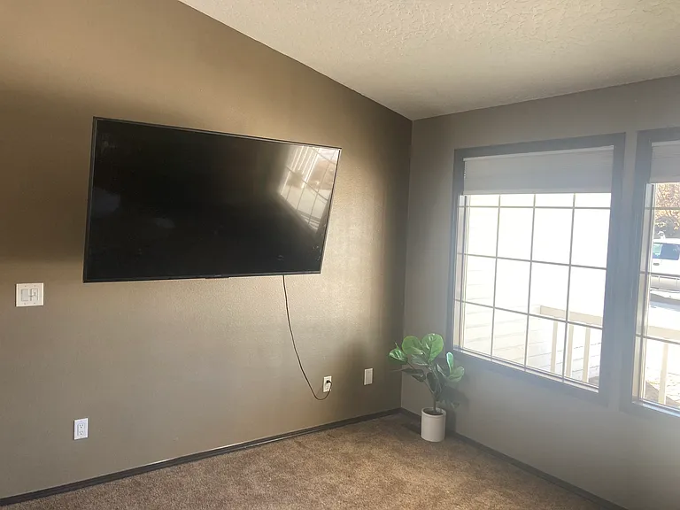 7480 Bay Meadows Dr — Photo 4