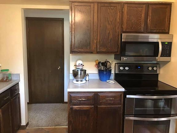 5th image of 710 Parkview Ln