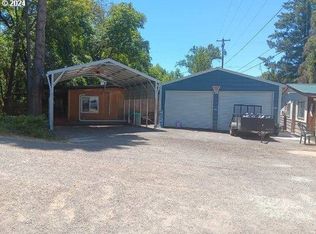 2483 N Myrtle Rd, Myrtle Creek, OR 97457