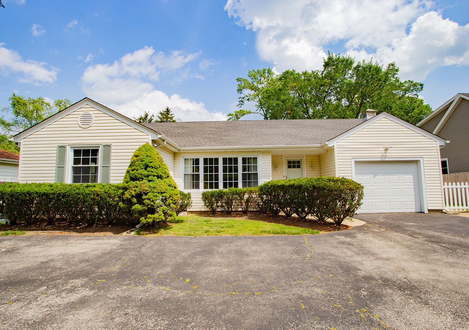 1749 Happ Rd, Northbrook, IL 60062 Zillow