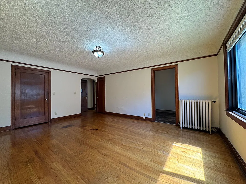 Parkway Apartments