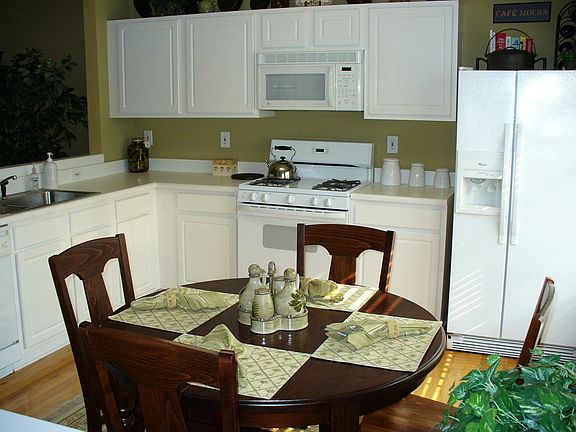 Kitchen with all appliances included
