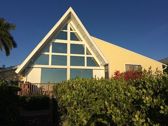 2nd image of 11635 Island Ave