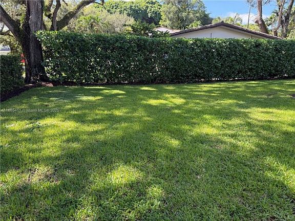 2nd image of 3618 Palmarito St