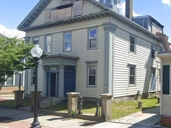 110 8th St, New Bedford, MA 02740